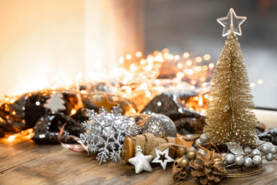 Hotels und Apartments profitieren von Weihnachten und Silvester: Hohe Nachfrage trotz Preiserhöhungen.